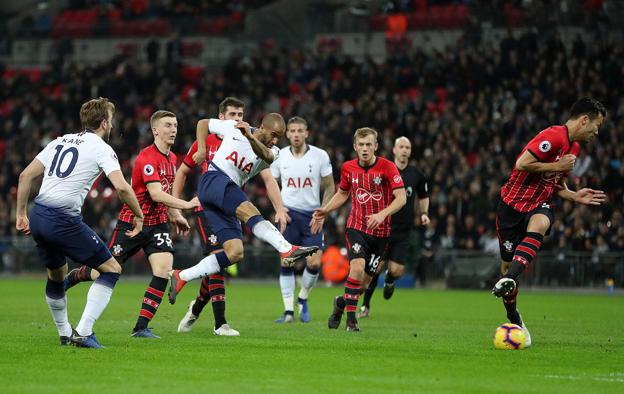 梅西的出场 梅西的出场