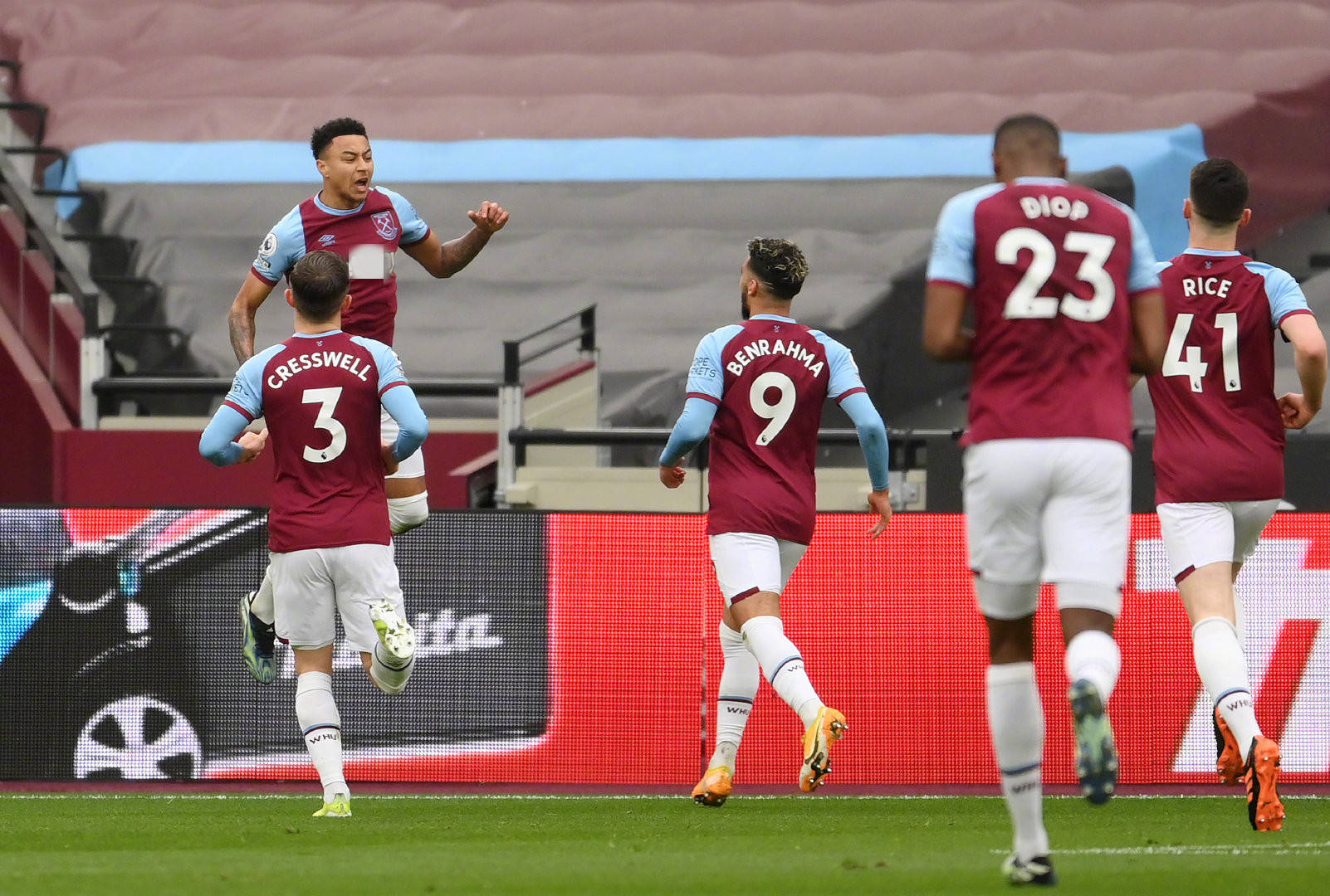 仿佛在告诉 仿佛在告诉